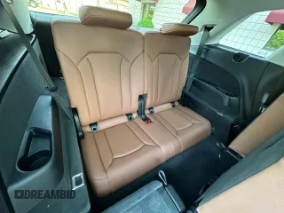 2021 Audi Q7 Premium Plus с VIN WA1LXAF70MD014461, выставлен на аукционе Copart как лот 62428405 с пробегом 63 076 миль миль и Чистый • Clean title. История ставок и продаж доступна на DreamBid. Изображение 11.
