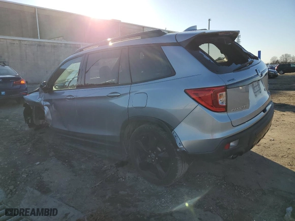 2020 Honda Passport Elite with VIN 5FNYF8H01LB016072, listed as a Copart auction lot 44420105 with 58,802 mi miles and Salvage Title. Bid and sale history available at carsss.com. Image 2.