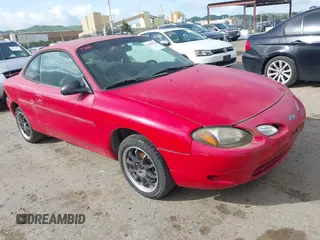 2000 Ford Escort ZX2 with VIN 3FAKP113XYR134048, listed as a IAAI auction lot 41910926 with 157,262 mi miles. Bid and sale history available at carsss.com. Image 1.