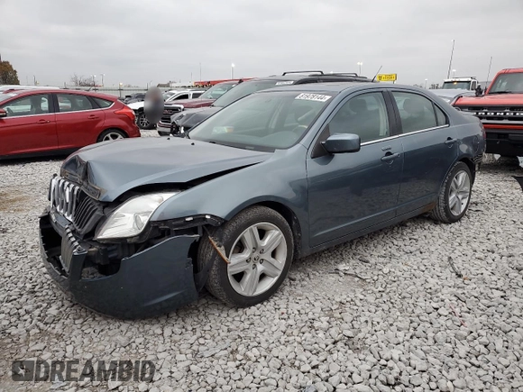 2011 Mercury Milan with VIN 3MEHM0HA8BR601629, listed as a Copart auction lot 81978144 with 207,792 mi miles and Salvage Title. Bid and sale history available at carsss.com. Image 1.