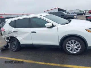 2016 Nissan Rogue SV with VIN KNMAT2MT6GP603967, listed as a IAAI auction lot 41902353 with 126,938 mi miles. Bid and sale history available at carsss.com. Image 13.