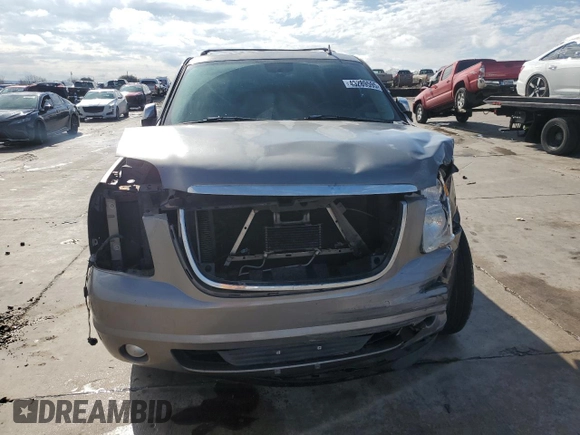2007 GMC Yukon XL SLT with VIN 1GKFC16047J260991, listed as a Copart auction lot 43289595 with 201,627 mi miles and Salvage Title. Bid and sale history available at carsss.com. Image 5.