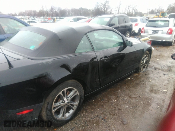2014 Ford Mustang V6 with VIN 1ZVBP8EM8E5262595, listed as a IAAI auction lot 41754844 with 187,459 mi miles. Bid and sale history available at carsss.com. Image 6.