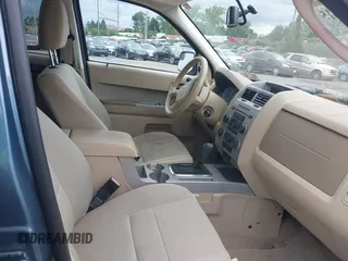 2011 Ford Escape с VIN 1FMLU9DG6BKB43521, выставлен на аукционе IAAI как лот 42681415 с пробегом 93 794 миль миль и . История ставок и продаж доступна на DreamBid. Изображение 5.