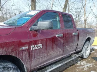 2018 Ram 1500 Express with VIN 1C6RR7FT1JS135489, listed as a IAAI auction lot 41612141 with 35,792 mi miles. Bid and sale history available at carsss.com. Image 15.
