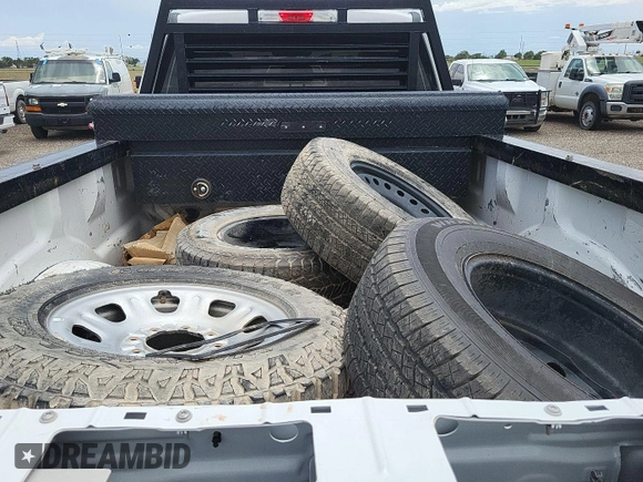 2019 Ford F-250 XL with VIN 1FT7W2B6XKEG23822, listed as a IAAI auction lot 42726903 with 178,569 mi miles and . Bid and sale history available at DreamBid. Image 20.