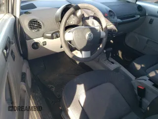 2005 Volkswagen New Beetle Coupe GLS with VIN 3VWCK31C05M418237, listed as a Copart auction lot 43439375 with 99,981 mi miles and Salvage Title. Bid and sale history available at carsss.com. Image 8.