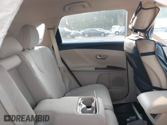 2013 Toyota Venza LE with VIN 4T3BA3BB4DU045501, listed as a IAAI auction lot 40117866 with 184,089 mi miles. Bid and sale history available at carsss.com. Image 8.