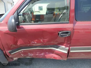2006 Chevrolet Silverado 1500 LT2 with VIN 1GCEK19B16Z239586, listed as a Copart auction lot 54582435 with 214,211 mi miles and Clean Title. Bid and sale history available at carsss.com. Image 7.