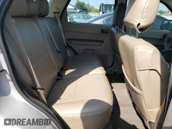 2011 Ford Escape XLS z VIN 1FMCU0C77BKB10475, wystawiony jako Copart lot #65480065 z przebiegiem 90 760 mil mil oraz Czysty tytuł • Clean title. Historia ofert i sprzedaży dostępna na DreamBid. Obrazek 11.