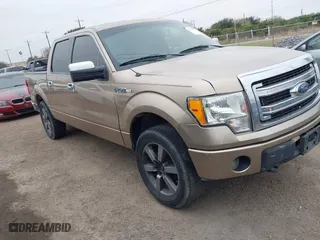 2013 Ford F-150 XL with VIN 1FTEW1CM7DKE21815, listed as a IAAI auction lot 41570720 with 186,398 mi miles. Bid and sale history available at carsss.com. Image 1.