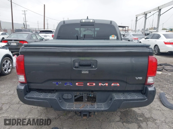 2017 Toyota Tacoma SR5 with VIN 3TMCZ5ANXHM100545, listed as a IAAI auction lot 41885721 with 108,565 mi miles. Bid and sale history available at carsss.com. Image 17.