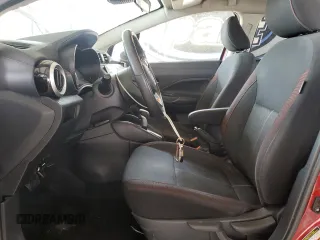 2020 Nissan Versa SR z VIN 3N1CN8FV2LL805993, wystawiony jako Copart lot #55901785 z przebiegiem 80 953 mil mil oraz Szkody całkowita. Historia ofert i sprzedaży dostępna na DreamBid. Obrazek 7.