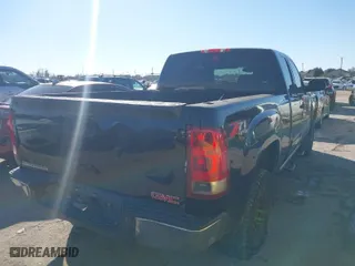 2007 GMC Sierra 1500 SLE1 with VIN 1GTEK19J07Z590918, listed as a IAAI auction lot 41481161 with 1 mi miles. Bid and sale history available at carsss.com. Image 4.