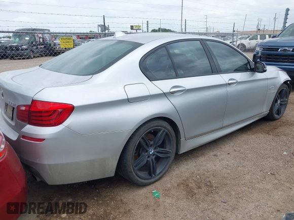 2014 BMW 5 Series 535i z VIN WBA5B1C5XED917358, wystawiony jako IAAI lot #42082611 z przebiegiem 129 199 mil mil oraz . Historia ofert i sprzedaży dostępna na DreamBid. Obrazek 4.