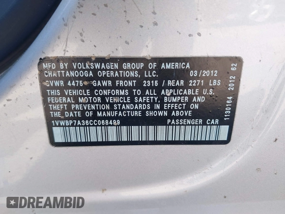 2012 Volkswagen Passat SE z VIN 1VWBP7A36CC068499, wystawiony jako IAAI lot #41932731 z przebiegiem 208 896 mil mil oraz . Historia ofert i sprzedaży dostępna na DreamBid. Obrazek 9.