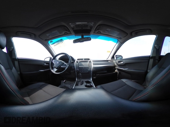 2017 Toyota Camry XLE z VIN 4T1BF1FK7HU365703, wystawiony jako IAAI lot #42300666 z przebiegiem 125 834 mil mil oraz . Historia ofert i sprzedaży dostępna na DreamBid. Obrazek 18.