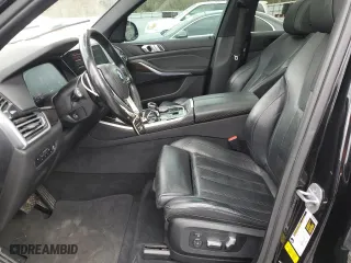 2019 BMW X5 xDrive40i with VIN 5UXCR6C51KLK86938, listed as a Copart auction lot 49463825 with 133,001 mi miles and Clean Title. Bid and sale history available at carsss.com. Image 7.