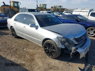 2005 Lexus LS 430 with VIN JTHBN36F850176453, listed as a IAAI auction lot 41680395 with 136,288 mi miles. Bid and sale history available at carsss.com. Image 1.