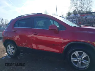 2015 Chevrolet Trax LT with VIN KL7CJLSB4FB110554, listed as a IAAI auction lot 42000016 with 125,959 mi miles. Bid and sale history available at carsss.com. Image 13.