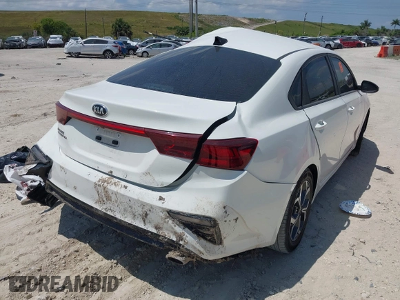 2019 Kia Forte LXS with VIN 3KPF24AD0KE128679, listed as a IAAI auction lot 39235456 with 1 mi miles. Bid and sale history available at carsss.com. Image 4.