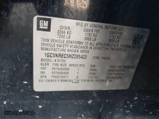 2017 Chevrolet Silverado 1500 LT with VIN 1GCVKREC5HZ285423, listed as a IAAI auction lot 41411392 with 174,759 mi miles. Bid and sale history available at carsss.com. Image 9.
