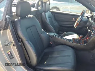 2003 Mercedes-Benz SLK 320 with VIN WDBKK65F33F286090, listed as a Copart auction lot 54711385 with 82,300 mi miles and Salvage title. Bid and sale history available at DreamBid. Image 10.