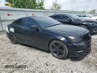 2015 Mercedes-Benz C 350 with VIN WDDGJ8JB9FG398342, listed as a Copart auction lot 56608885 with 93,116 mi miles and Salvage title. Bid and sale history available at DreamBid. Image 4.