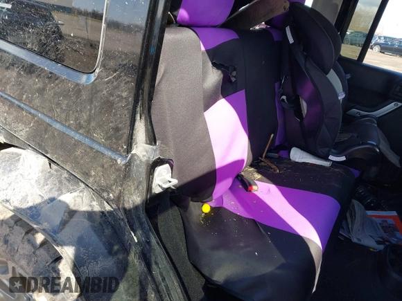 2018 Jeep Wrangler Unlimited Rubicon Recon with VIN 1C4HJWFG1JL915740, listed as a IAAI auction lot 41965305 with 73,035 mi miles and . Bid and sale history available at DreamBid. Image 8.