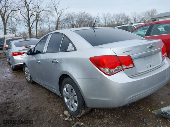 2013 Chevrolet Cruze LS with VIN 1G1PA5SH2D7243942, listed as a IAAI auction lot 41651301 with 147,151 mi miles. Bid and sale history available at carsss.com. Image 3.
