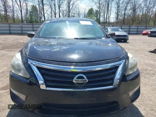 2015 Nissan Altima S with VIN 1N4AL3AP8FC109568, listed as a IAAI auction lot 41963422 with 172,158 mi miles and . Bid and sale history available at DreamBid. Image 6.