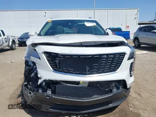 2020 Cadillac XT4 FWD Luxury with VIN 1GYAZAR40LF139918, listed as a IAAI auction lot 41829009 with 42,742 mi miles. Bid and sale history available at carsss.com. Image 12.