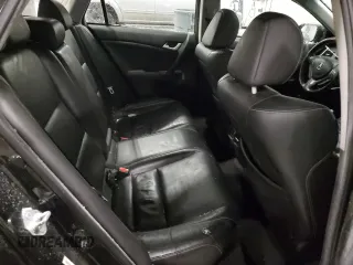 2011 Acura TSX Technology z VIN JH4CW2H66BC000200, wystawiony jako Copart lot #43340445 z przebiegiem 222 696 mil mil oraz Szkoda całkowita • Salvage title. Historia ofert i sprzedaży dostępna na DreamBid. Obrazek 10.