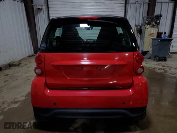 2015 Smart fortwo Passion with VIN WMEEJ3BA0FK797374, listed as a Copart auction lot 64472605 with 135,576 mi miles and Clean title. Bid and sale history available at DreamBid. Image 6.