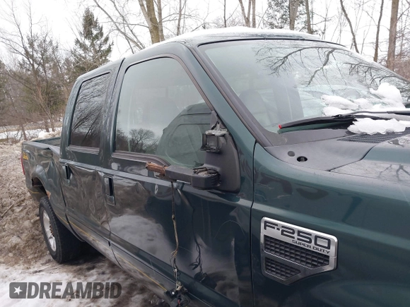 2010 Ford Super Duty F-250 SRW XL with VIN 1FTSW2B50AEA06431, listed as a IAAI auction lot 41406607 with 229,665 mi miles. Bid and sale history available at carsss.com. Image 13.
