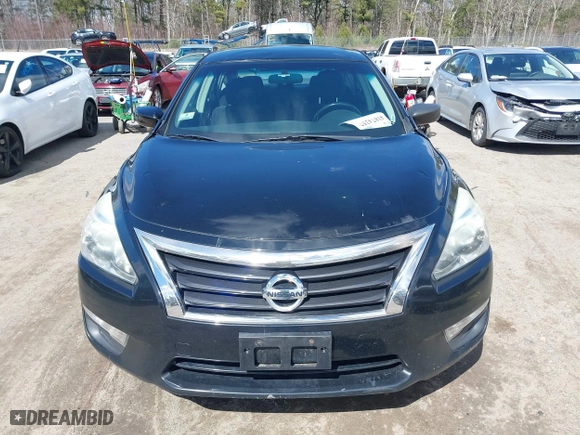 2013 Nissan Altima 2.5 S with VIN 1N4AL3AP6DC142212, listed as a IAAI auction lot 41874257 with 188,476 mi miles. Bid and sale history available at carsss.com. Image 13.