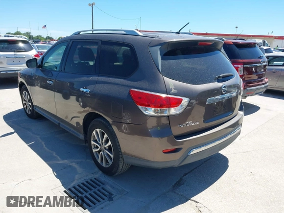 2015 Nissan Pathfinder SV with VIN 5N1AR2MN9FC673089, listed as a IAAI auction lot 42252431 with Not provided miles and . Bid and sale history available at DreamBid. Image 3.