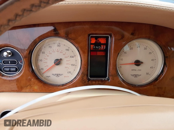 2001 Bentley Arnage with VIN SCBLC31E71CX06210, listed as a Copart auction lot 88364305 with Not Provided miles and Clean Title. Bid and sale history available at DreamBid. Image 9.