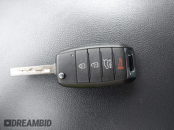 2020 Kia Sorento LX z VIN 5XYPG4A36LG644112, wystawiony jako IAAI lot #42115141 z przebiegiem 101 170 mil mil oraz . Historia ofert i sprzedaży dostępna na DreamBid. Obrazek 11.