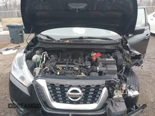 2019 Nissan Kicks S with VIN 3N1CP5CU6KL527179, listed as a IAAI auction lot 41479057 with 97,895 mi miles. Bid and sale history available at carsss.com. Image 10.