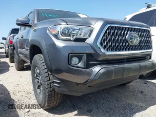 2018 Toyota Tacoma SR with VIN 5TFCZ5AN6JX127774, listed as a IAAI auction lot 41801158 with 28,161 mi miles and . Bid and sale history available at DreamBid. Image 18.