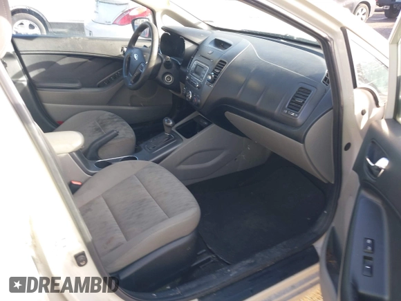 2015 Kia Forte LX with VIN KNAFK4A66F5295094, listed as a IAAI auction lot 41795729 with 183,771 mi miles. Bid and sale history available at carsss.com. Image 5.