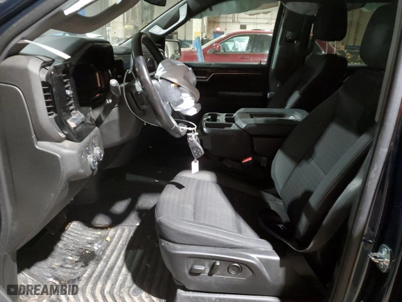 2022 Chevrolet Silverado 1500 LT with VIN 1GCPDKEK0NZ526561, listed as a Copart auction lot 88953555 with 37,733 mi miles and Clean Title. Bid and sale history available at carsss.com. Image 7.