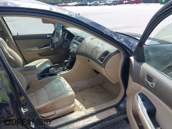 2007 Honda Accord LX with VIN 1HGCM56477A149830, listed as a IAAI auction lot 42589341 with 224,871 mi miles and . Bid and sale history available at DreamBid. Image 5.