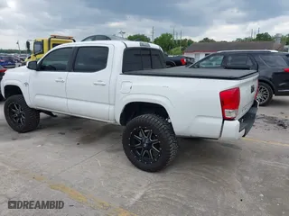 2017 Toyota Tacoma SR with VIN 5TFAX5GN7HX093195, listed as a IAAI auction lot 41860071 with 152,925 mi miles. Bid and sale history available at carsss.com. Image 3.