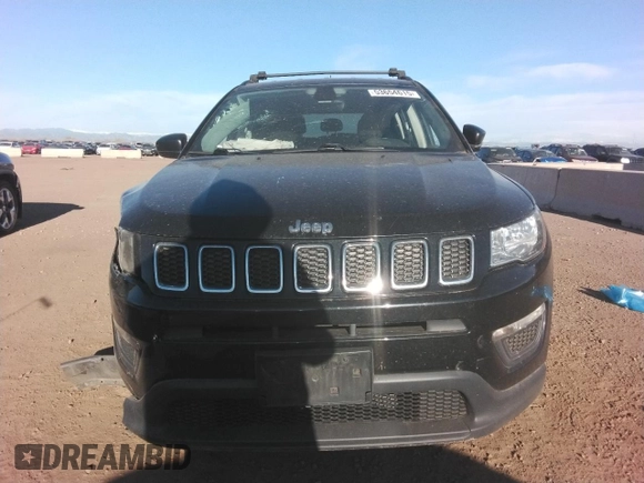 2017 Jeep Compass Sport z VIN 3C4NJCABXHT643474, wystawiony jako Copart lot #53654615 z przebiegiem 79 855 mil mil oraz Szkoda całkowita • Salvage title. Historia ofert i sprzedaży dostępna na DreamBid. Obrazek 5.