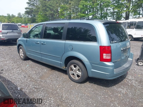 2008 Chrysler Town & Country Touring with VIN 2A8HR54P98R786789, listed as a IAAI auction lot 42360982 with 100,392 mi miles and . Bid and sale history available at DreamBid. Image 3.