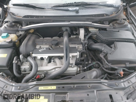 2004 Volvo V70 with VIN YV1SW59V342406457, listed as a IAAI auction lot 41806985 with 154,373 mi miles. Bid and sale history available at carsss.com. Image 10.