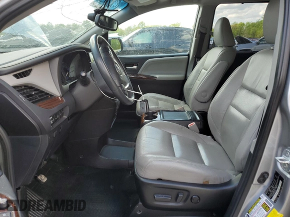 2016 Toyota Sienna Limited with VIN 5TDDK3DC0GS146147, listed as a Copart auction lot 55817445 with 141,174 mi miles and Salvage title. Bid and sale history available at DreamBid. Image 7.