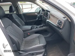 2024 Volkswagen Atlas SEL Premium R-Line with VIN 1V2FR2CA7RC598307, listed as a IAAI auction lot 42326908 with 16,792 mi miles and . Bid and sale history available at DreamBid. Image 5.